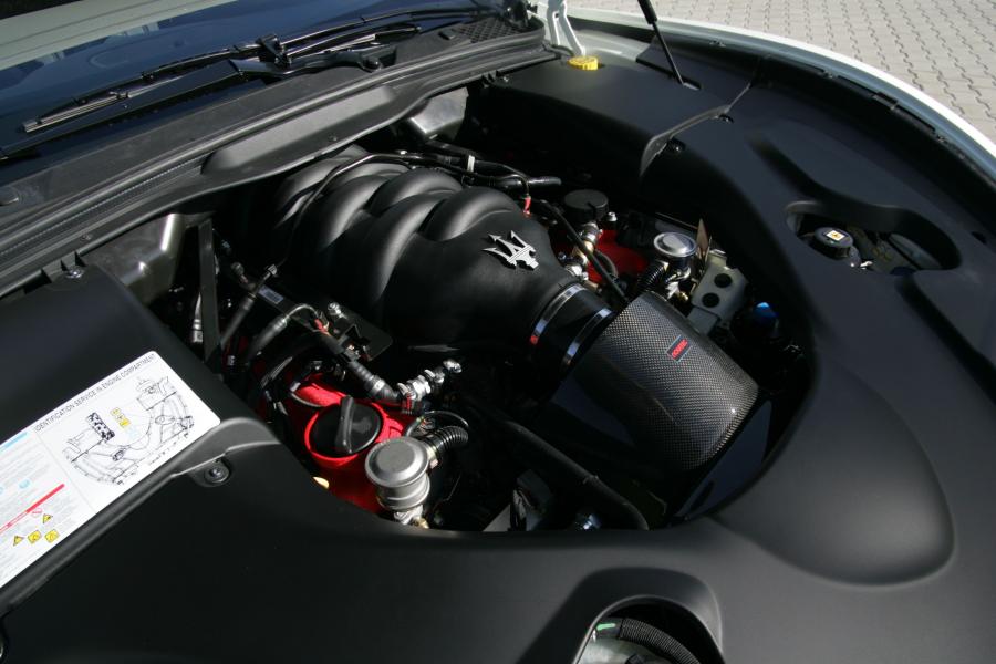  Maserati GranCabrio Tridente by Novitec Rosso 2011 года  (фото 8 из 51)